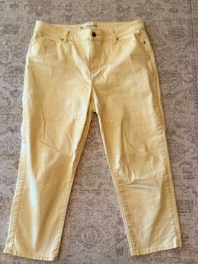 Chico's Soft Butter Yellow Ankle Jeans